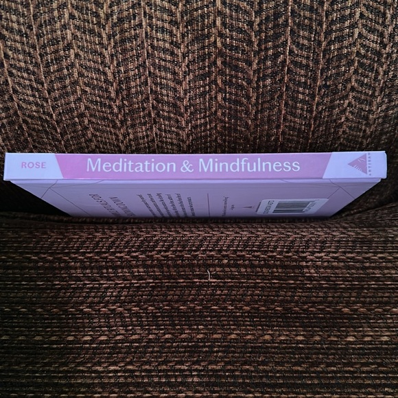 Meditation & Mindfulness from Shiva Rose NWT Learn how to create a sacre… - Picture 4 of 4